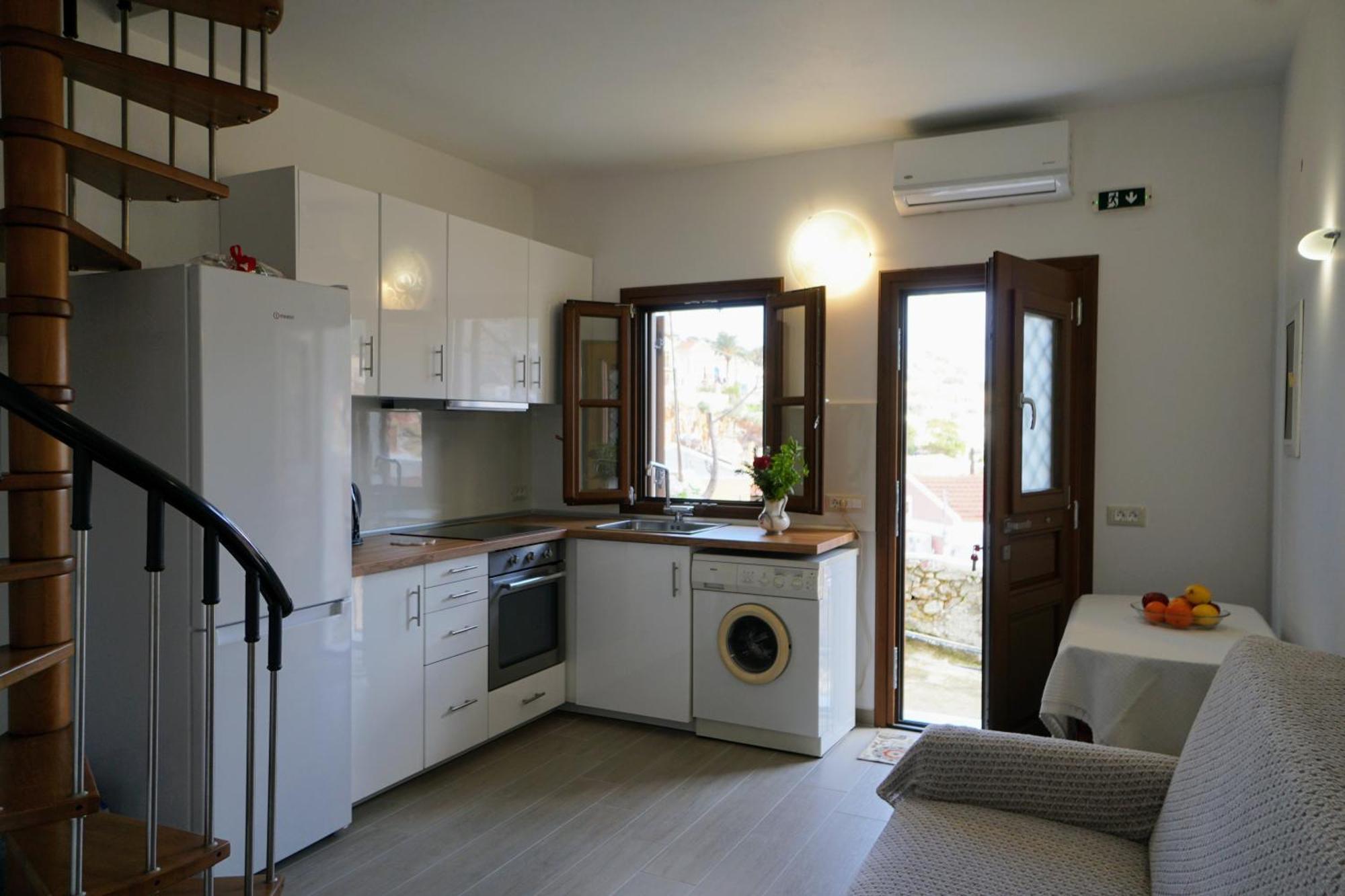 Oceanis Apartment Sými Buitenkant foto